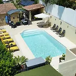 De Charme Familiale Avec Piscine Privée, Proche Des Plages Et De Cassis * Ceyreste