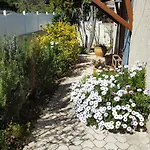 De Charme Familiale Avec Piscine Privée, Proche Des Plages Et De Cassis *