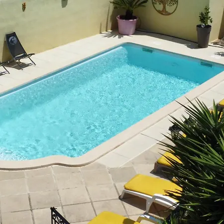 De Charme Familiale Avec Piscine Privée, Proche Des Plages Et De Cassis