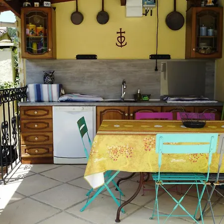 De Charme Familiale Avec Piscine Privee, Proche Des Plages Et De Cassis Villa