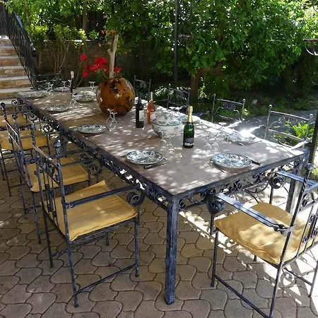 De Charme Familiale Avec Piscine Privée, Proche Des Plages Et De Cassis